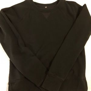 Lululemon black top